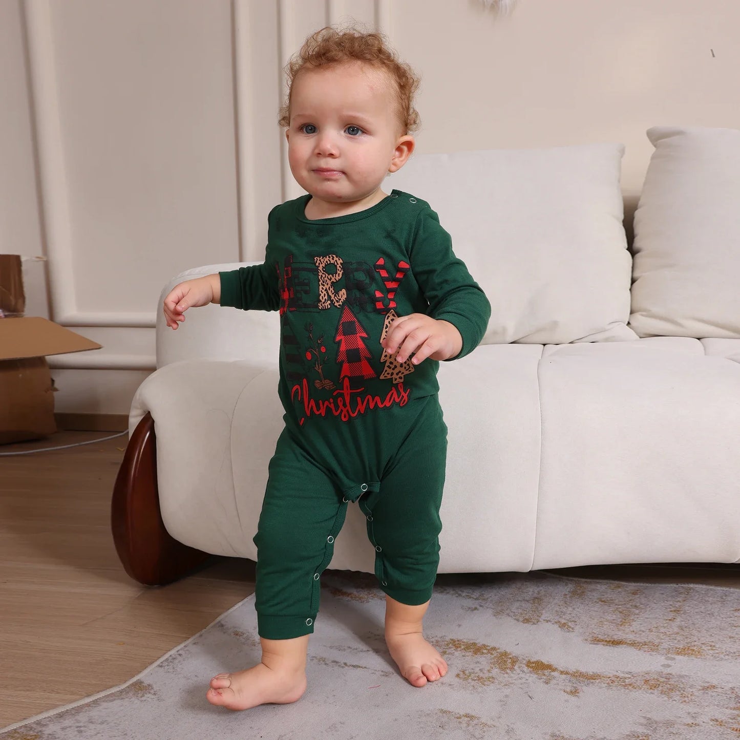 2025 New Year's Costumes Santa Tree Print Family Christmas Pajamas Set Adults Kids Matching Clothing Cute Soft Pyjamas Xmas Look