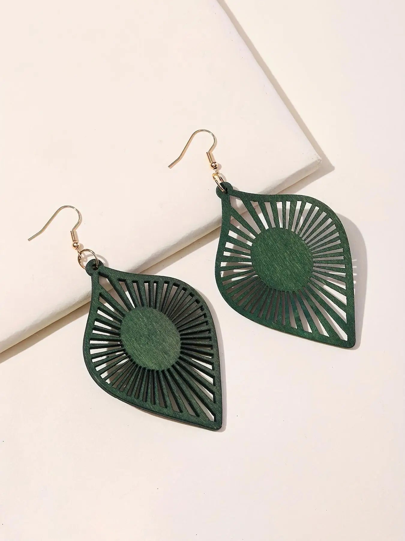 4 Pairs/Set, Retro Elegant Style, Wooden Carved Cut Out Leaf Design Women's Earring Set, Suitable for Daily Wear, Vacation, Gift Giving, Women's Holiday Earring Set, Suitable for All Seasons