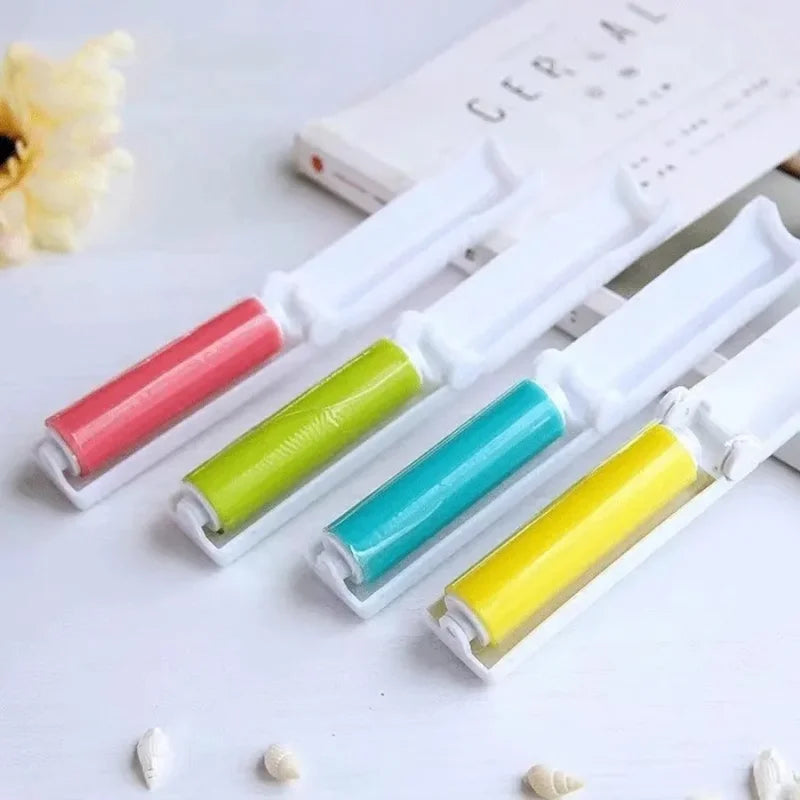 Mini Lint Sticking Roller Portable Dedusting Roller 1 PC Manual Clothing Lint Remover No Battery Required Coats Hat Lint Trimmer