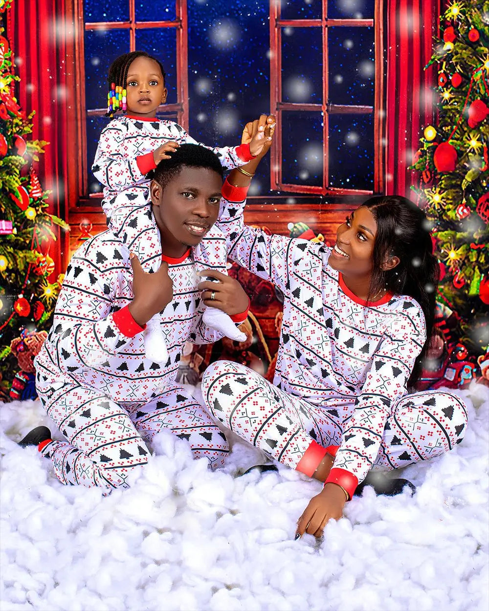2025 Winter Allover Print Family Christmas Pyjamas Mom Dad Kids Matching Outfit Soft Loose 2Pcs Suit Sleepwear Xmas Look Pijamas